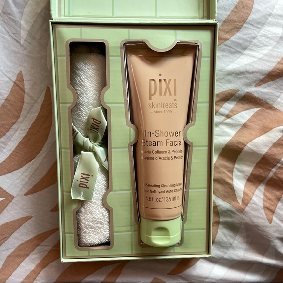 Pixi In-Shower Steam Facial - Picture 3 of 5